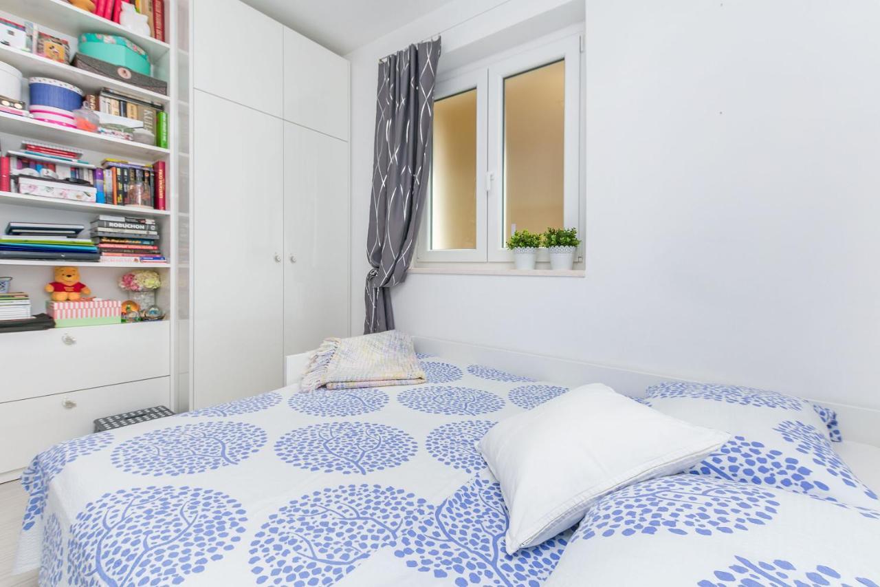 Apartments Mia Омиш Экстерьер фото